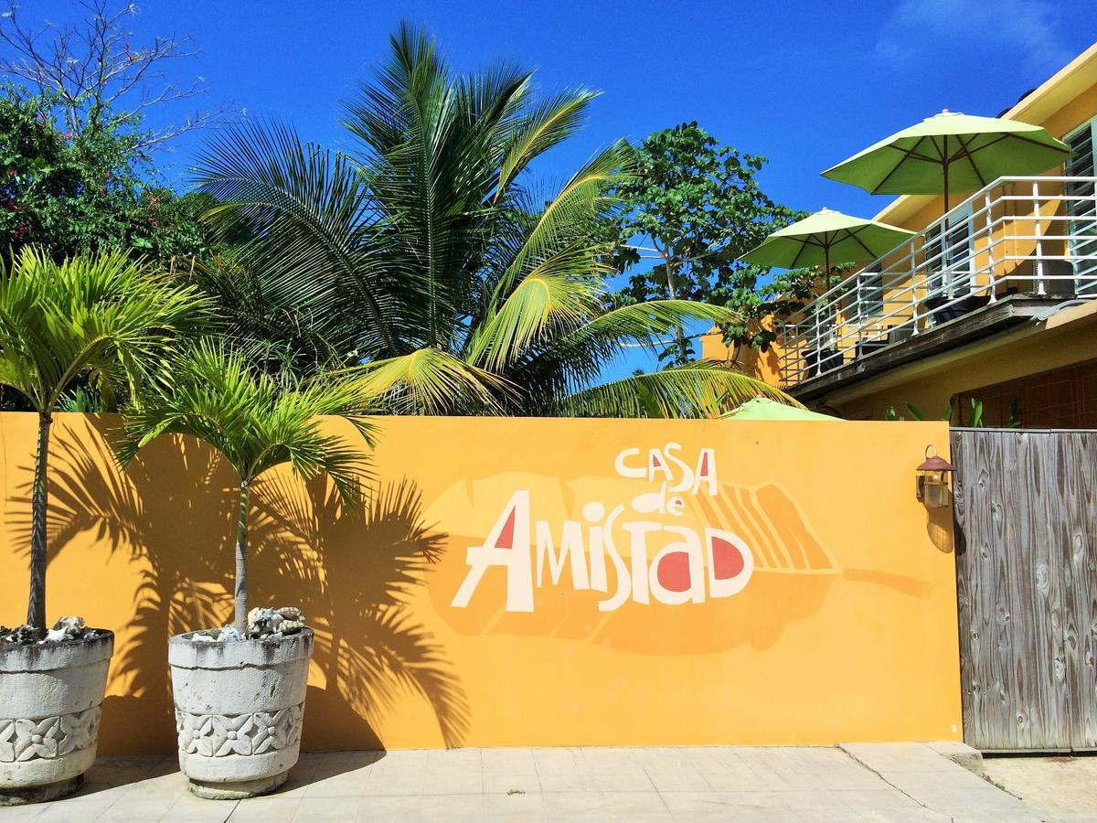 Casa De Amistad Guesthouse Vieques Exterior photo